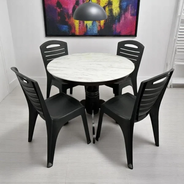 my-11134207-7rash-ma19huh0b84y12.webp Plastic Chair Round Marble Dining Table
